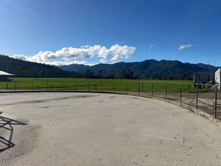 451 Umere Road Karamea_14