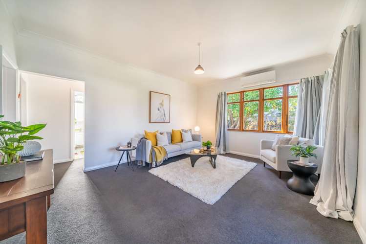 53 Palmer Crescent Silverstream_8