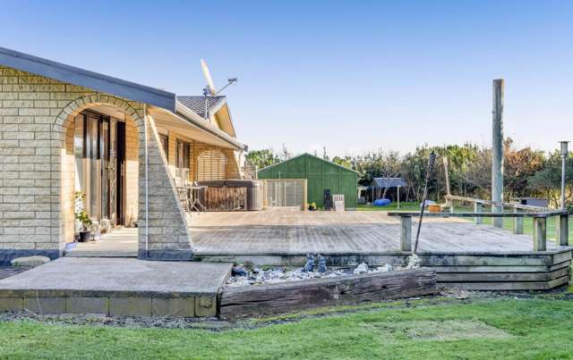 8 Muggeridge Road Manutahi_1