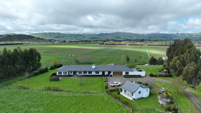 23 Dakins Road East Taratahi_1