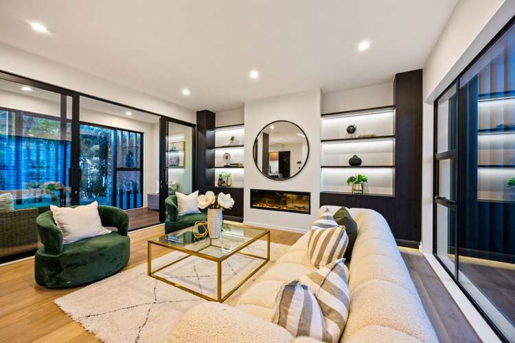 8A Eglinton Avenue_1