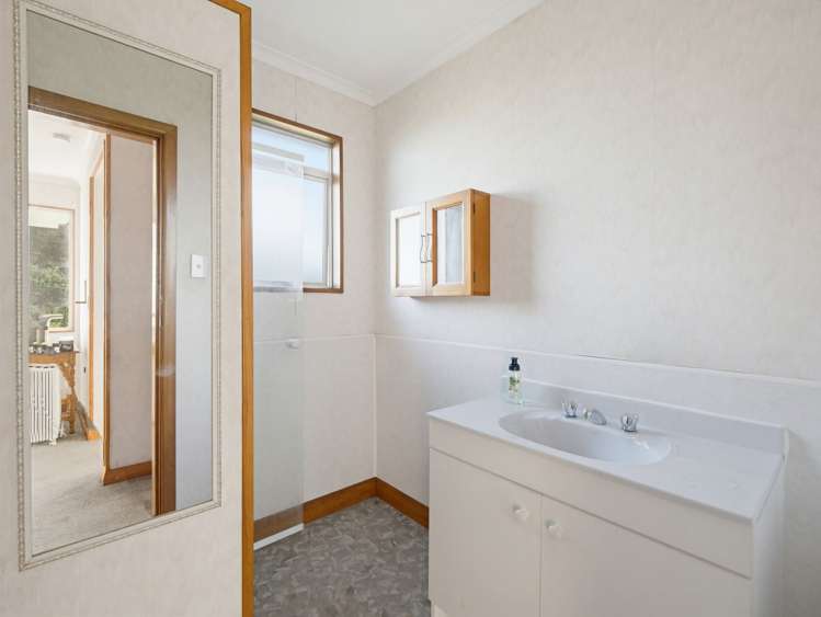 65 Clayton Street Kakanui_14