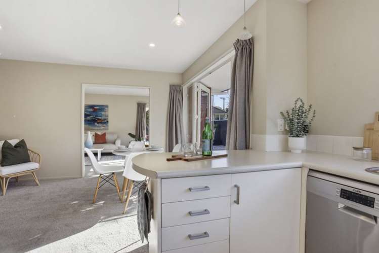 59 Uxbridge Street Redwood_6