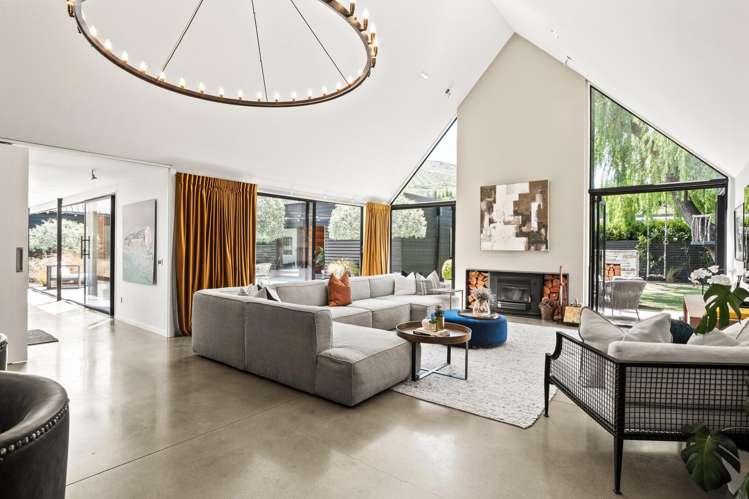 1 Larkins Way Arthurs Point_6