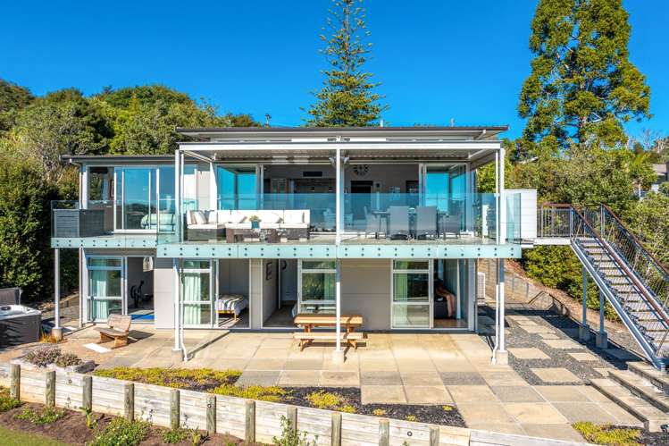 19 Victoria Road South Onetangi_33