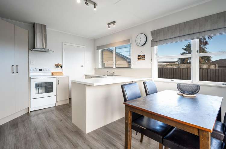 53 Croucher Street Richmond_5