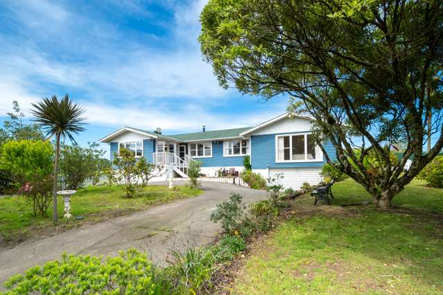 6 Bethells Road Waitakere_2