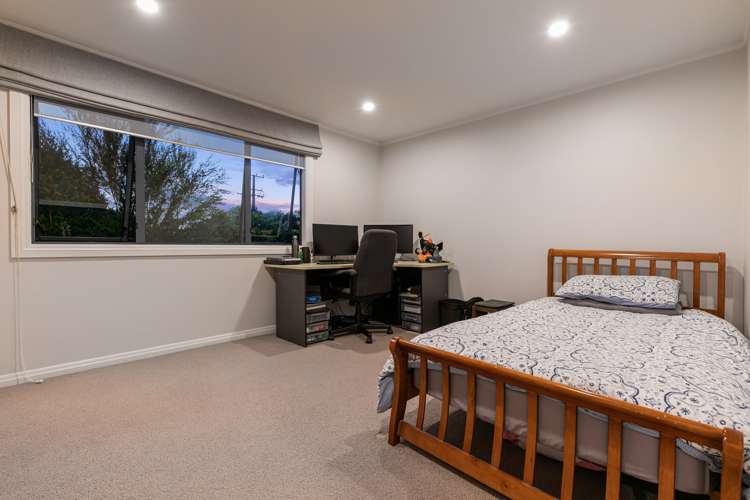 4 Traffic Road Greenhithe_20