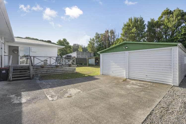 15 Harrison Street West Featherston_16