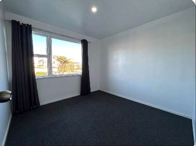 581 Massey Road Mangere_3