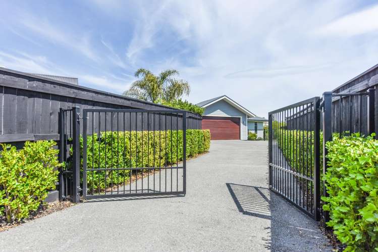 8 Boysenberry Grove Richmond_22