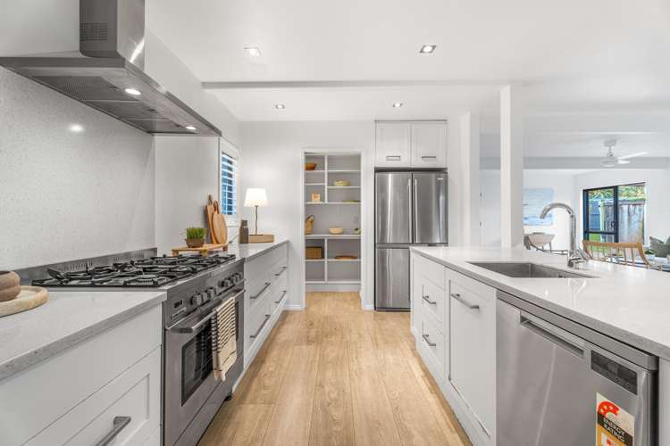 2 Rata Street Oneroa_8