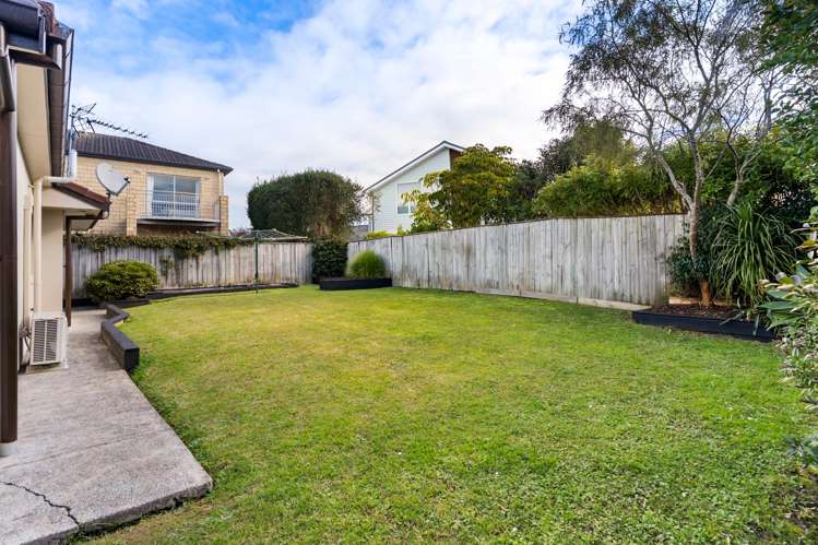 16 Araminta Place Beachlands_25