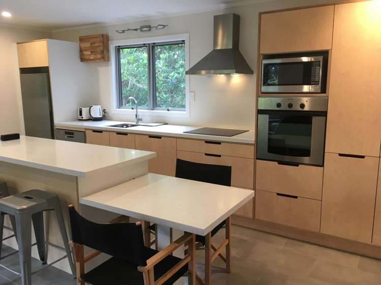 9 Erua Road Ostend_2