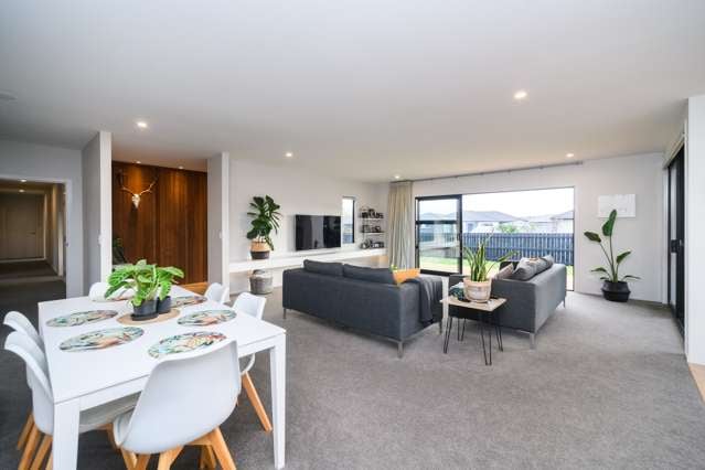 7 Mahi Grove Feilding_2