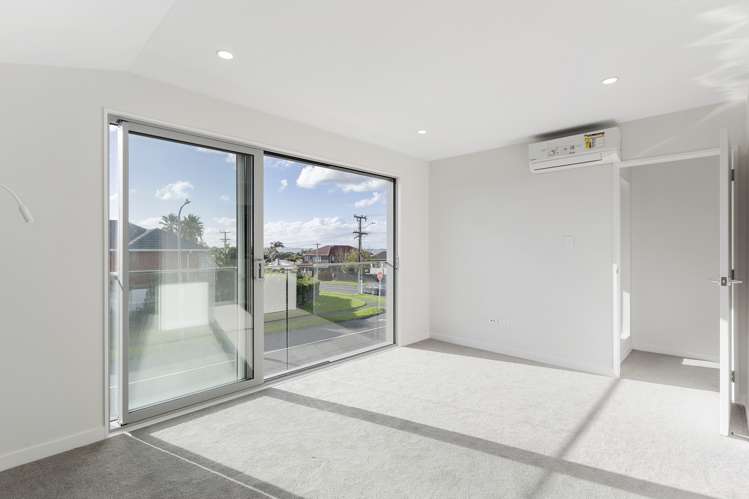 1b Sea Spray Drive Bucklands Beach_6