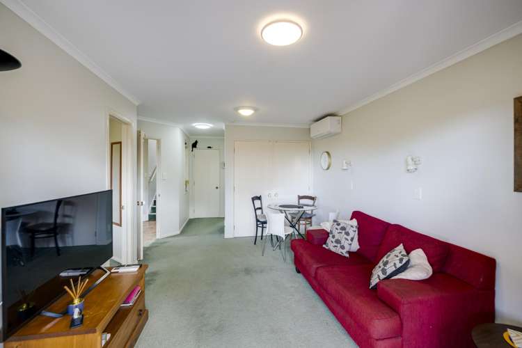 76A Churchill Drive Taradale_23