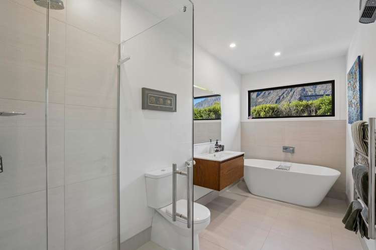 4 Durness Court Jacks Point_18