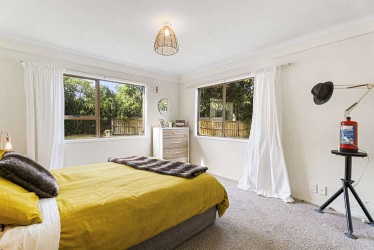 2 Melandra Road Stanmore Bay_8