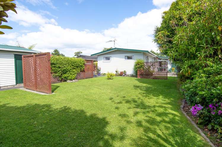 27 Raglan Avenue Cloverlea_12