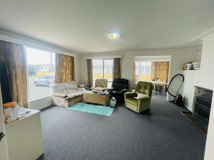 39 Archibald Road Kelston_13