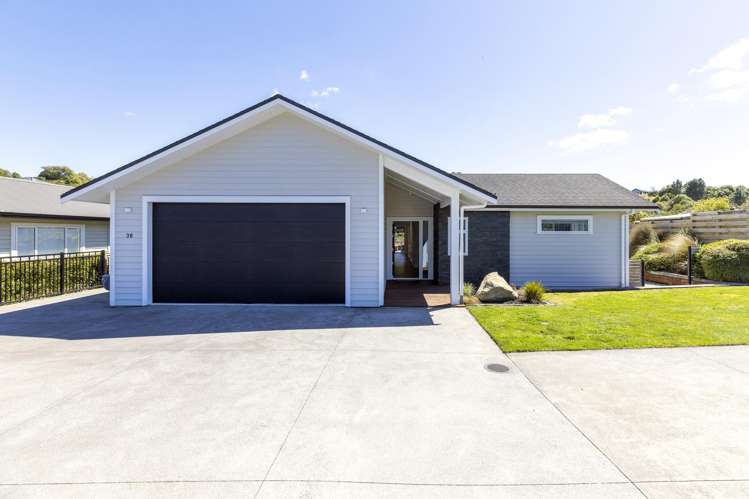 38 Pukeko Way Kinloch_33