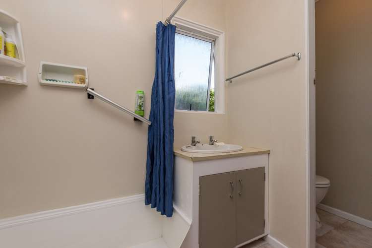 104 Emano Street Toi Toi_12