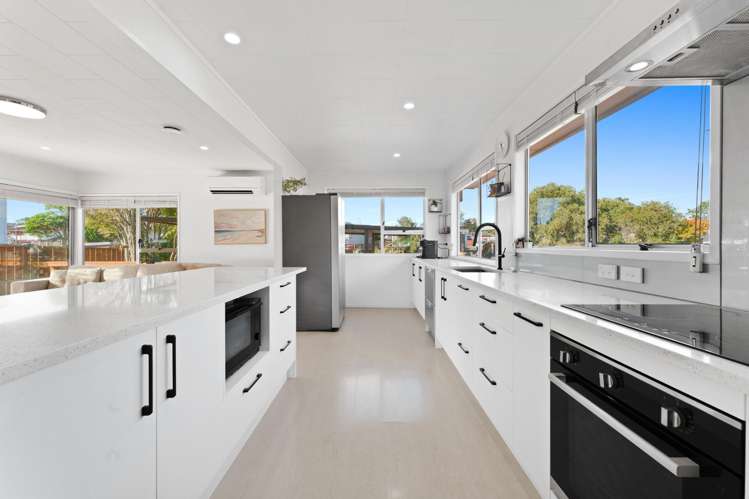 22 Ferndown Avenue Papatoetoe_6