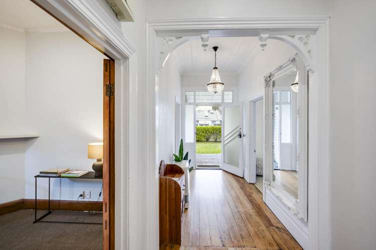 6 Hall Street Napier South_12