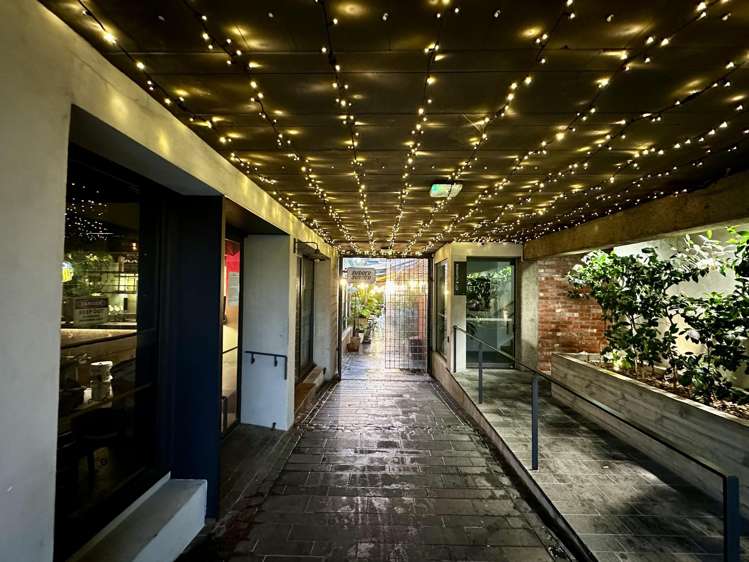Tenancy 1/48 Hurstmere Road Takapuna_3