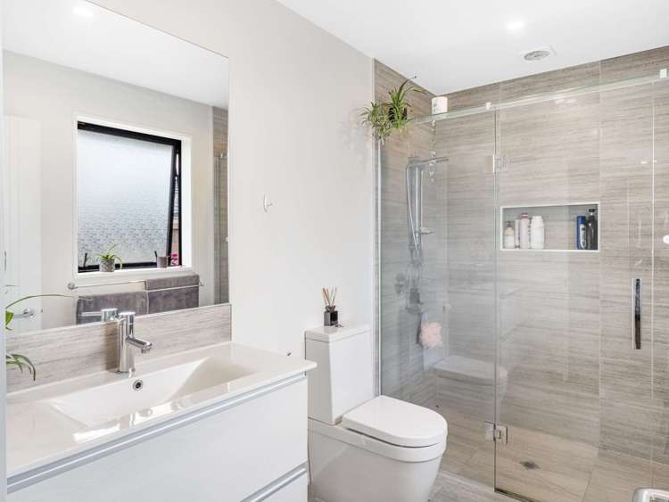 4 Shillingford Boulevard Rolleston_18