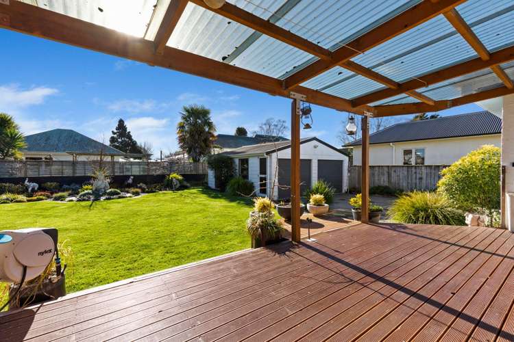 6 Larch Street Victoria_14