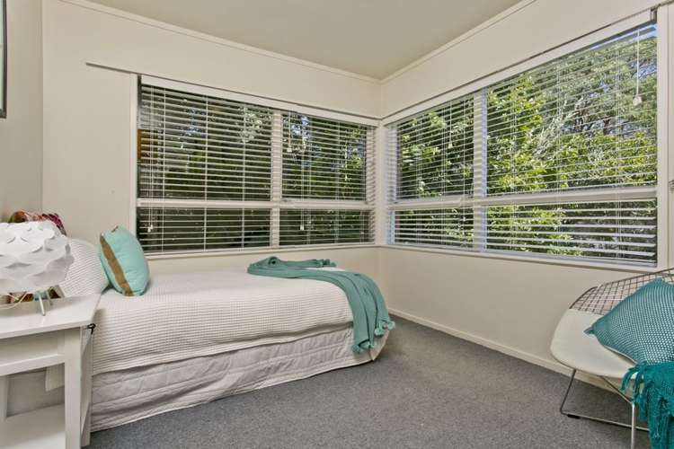 28 Nutsey Avenue Northcote_34