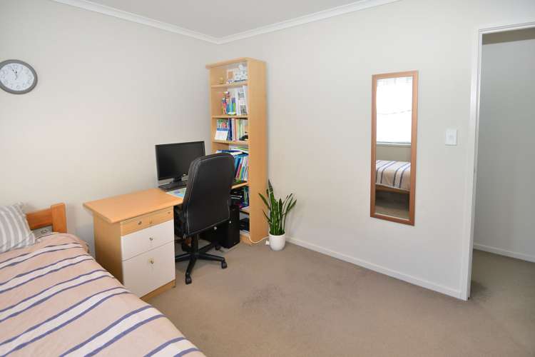 8 Seagate Place Red Beach_11