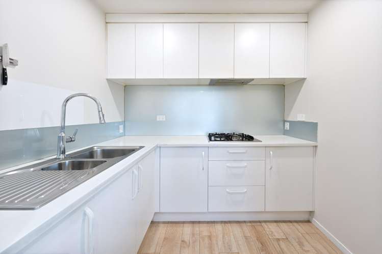 64 Cirrus Way Ranui_21