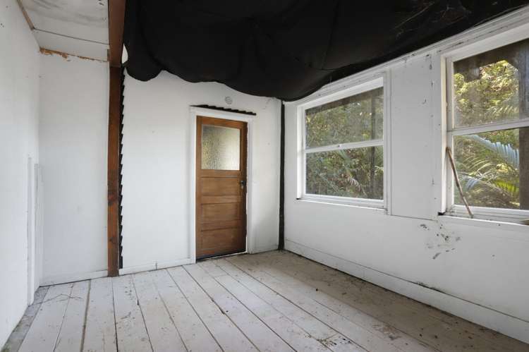 45 Takahe Road Titirangi_12