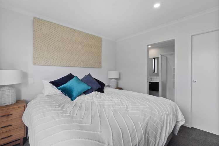 8 Trewern Avenue Chartwell_5