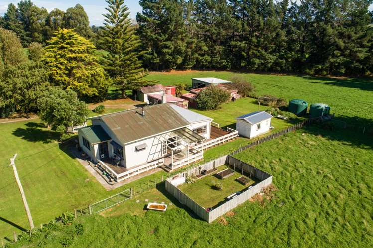 481 Pohangina Valley East Road Pohangina_15