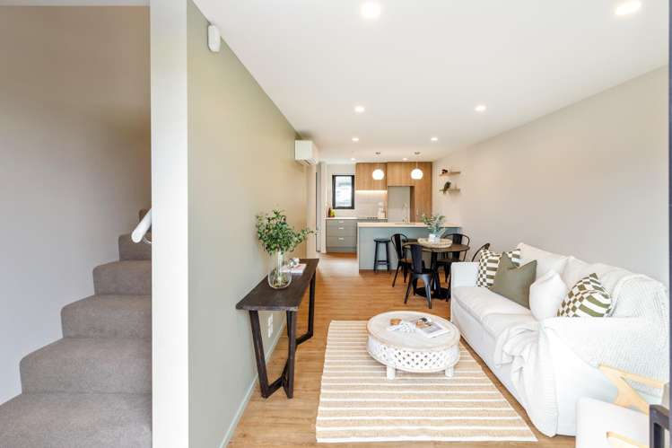 4/8 Akoranga Place Hornby_5