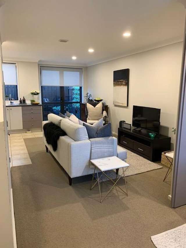 Unfurnished 2 bedroom terraced townhouse