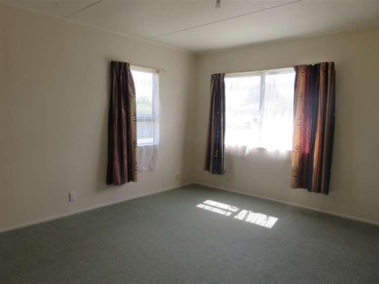 16 Stanley Street Flaxmere_4