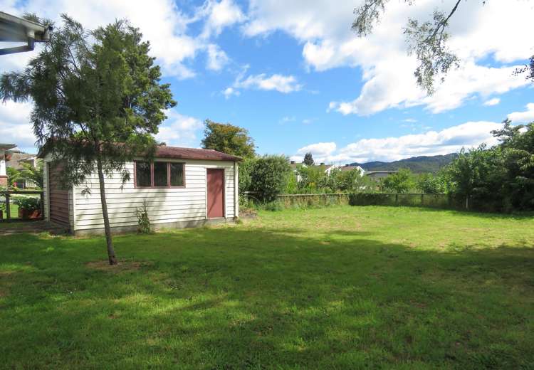 14 Crampton Road Reefton_19