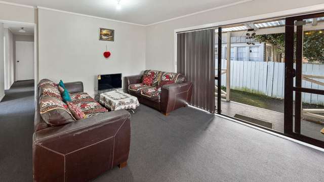 2/40 Halsey Road Manurewa_1