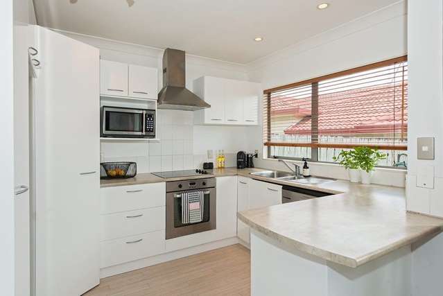 5 Greta Place Stanmore Bay_3