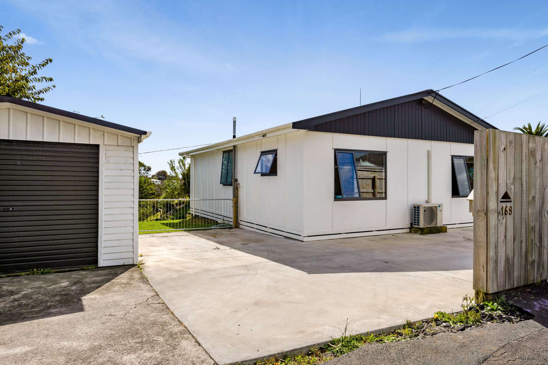 168 Tukapa Street Westown_0