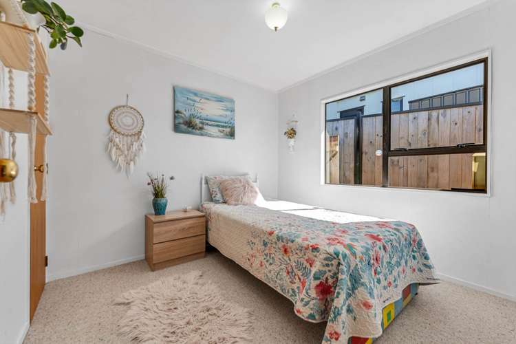 2/14 Pleasant Road Glen Eden_16