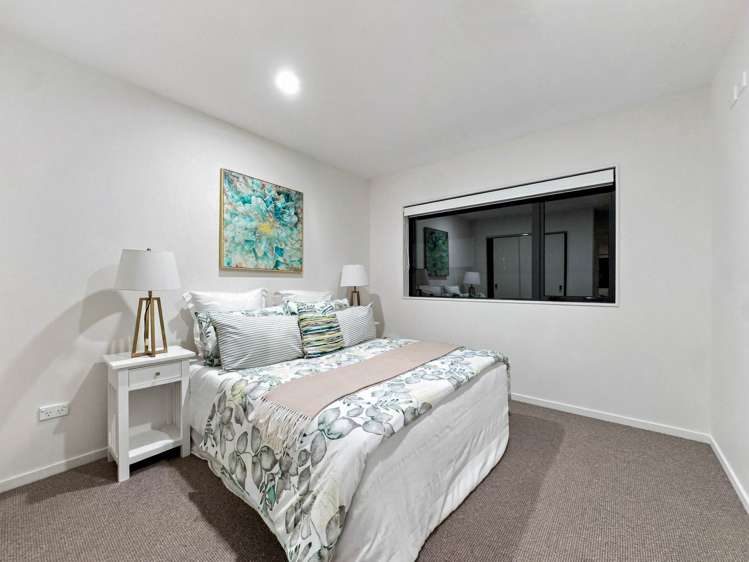 31 Agapanthus Place Flat Bush_17