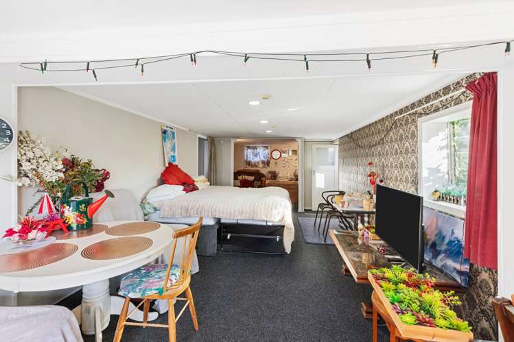 27 Esk Street Parkvale_11