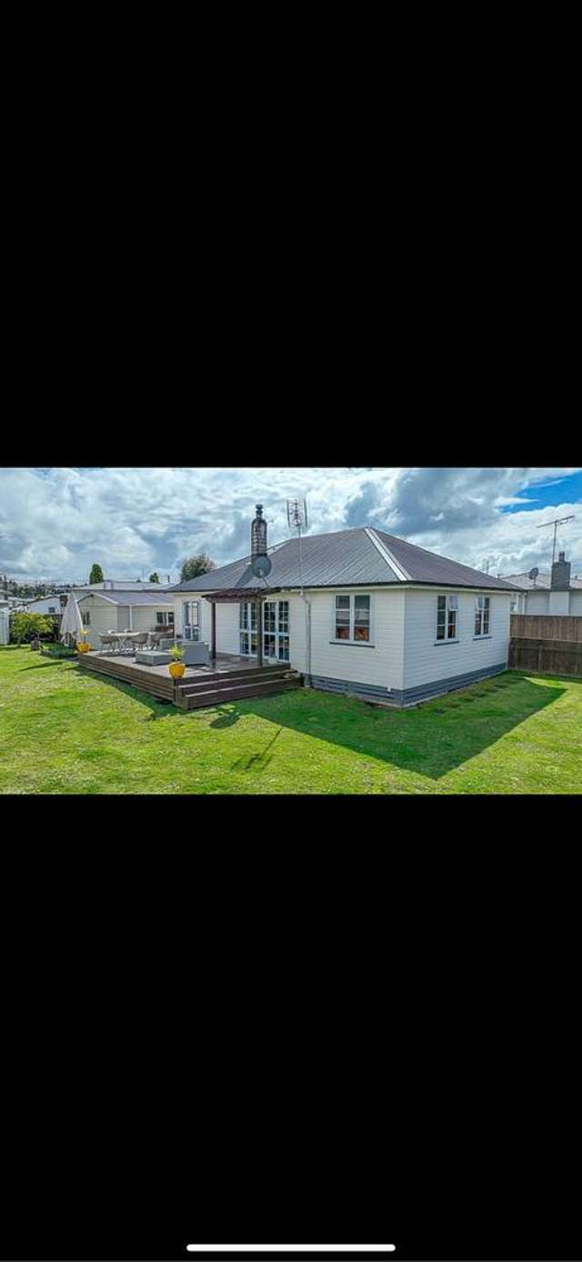 Lovely warm house for cold  nights ahead