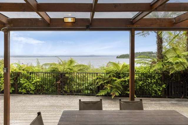 Absolute Lakefront From Front Door to Lake’s Edge